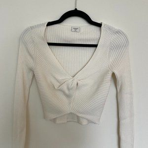 Abercrombie & Fitch White Sweater, XS